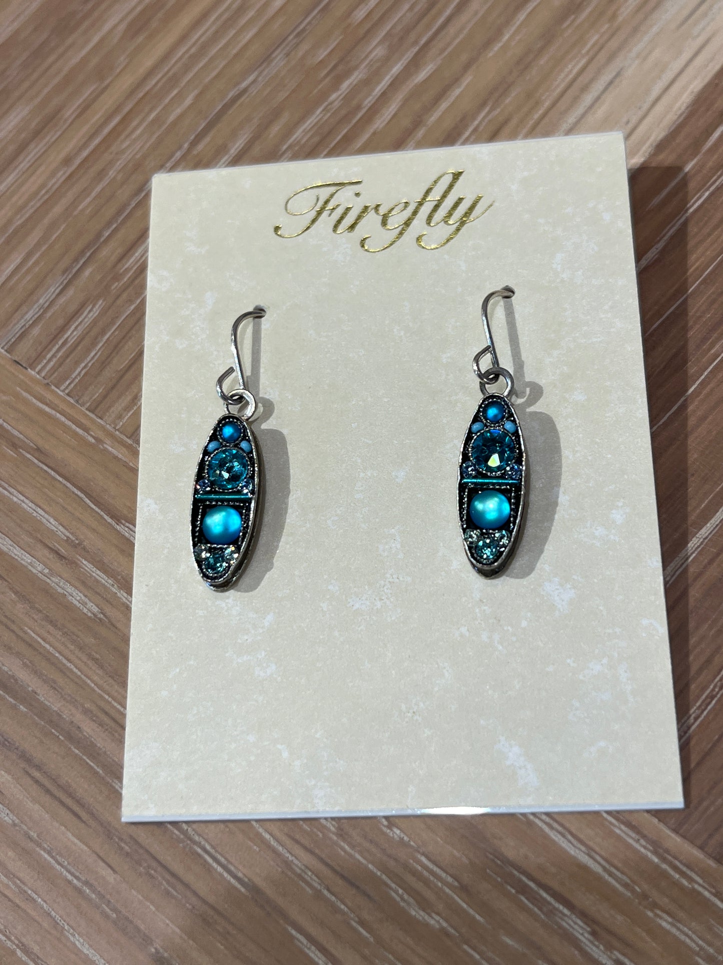 810 Long oval earring