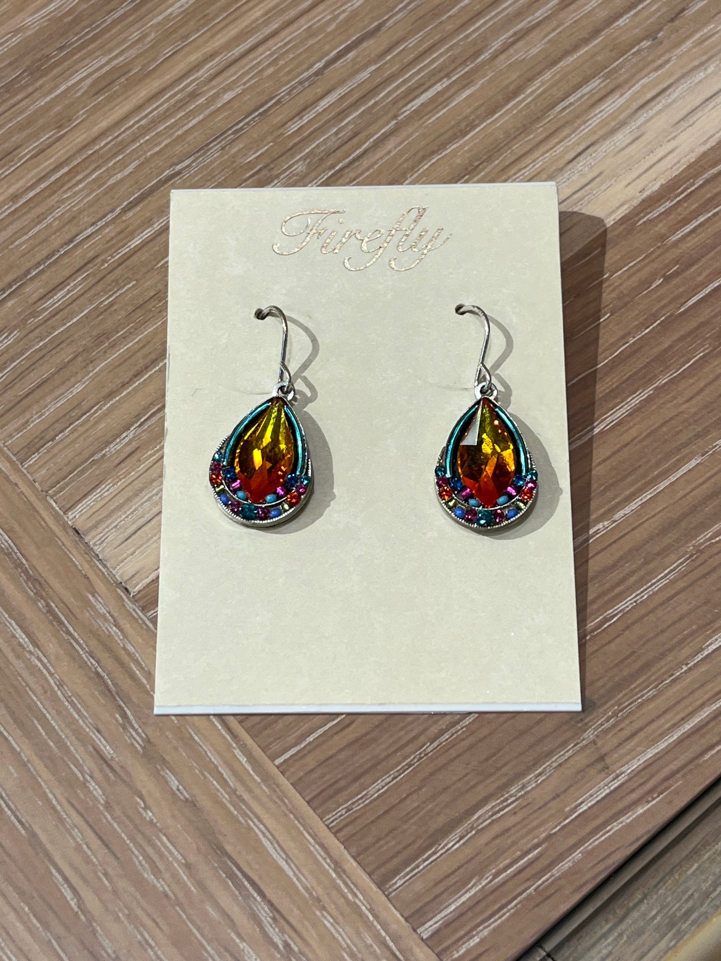 Lg. Stone teardrop earring MD