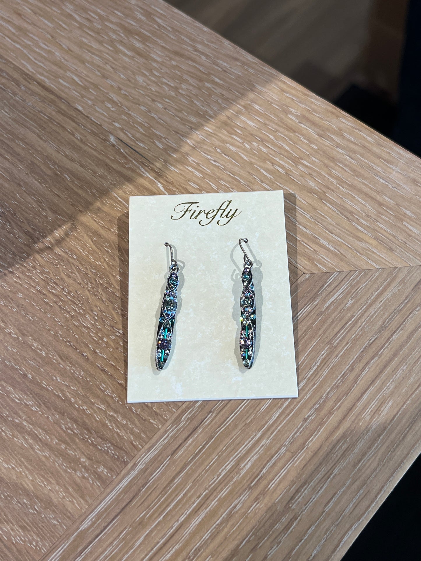582 Long skinny earring