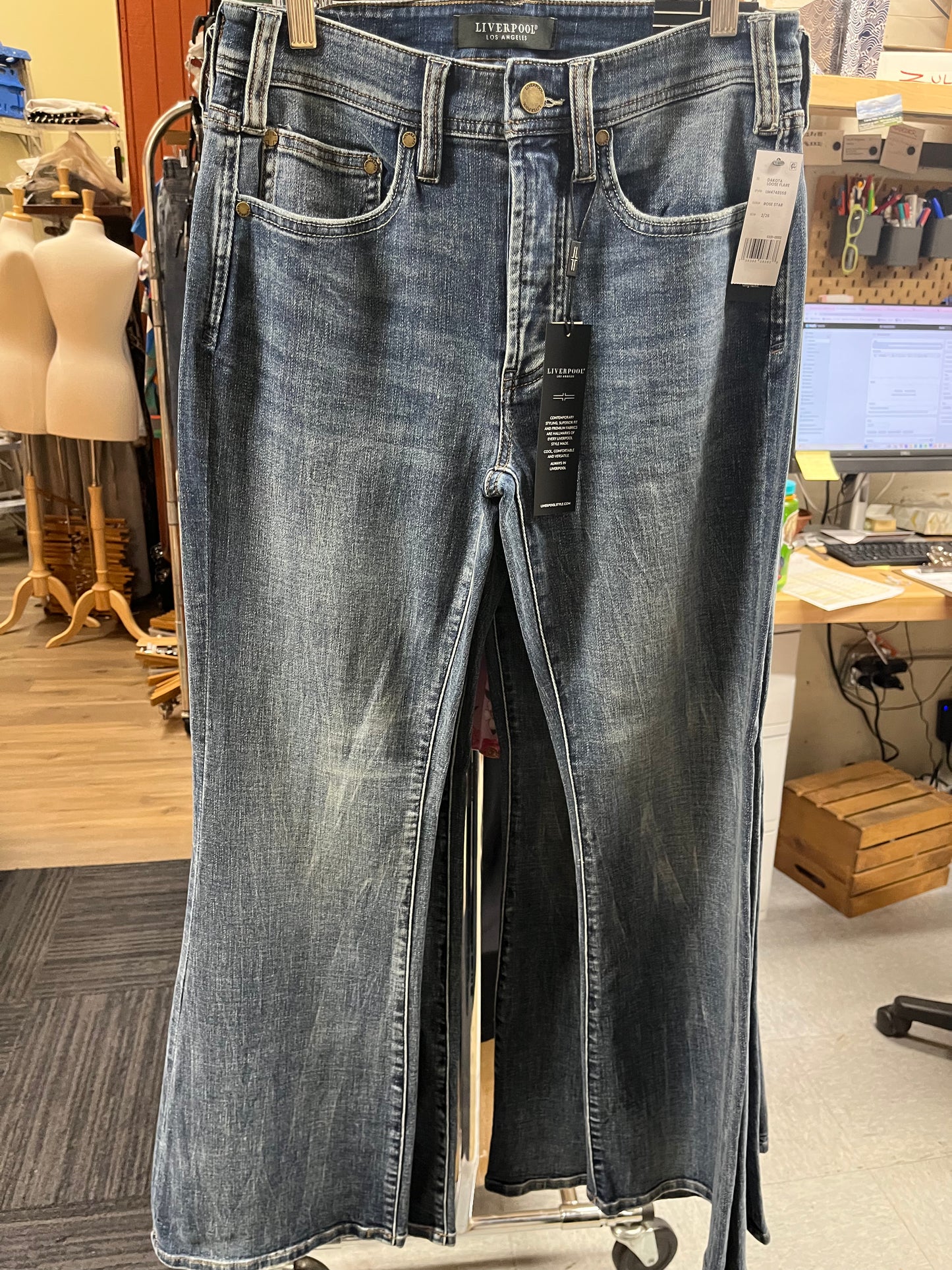 Dakota Loose Flare