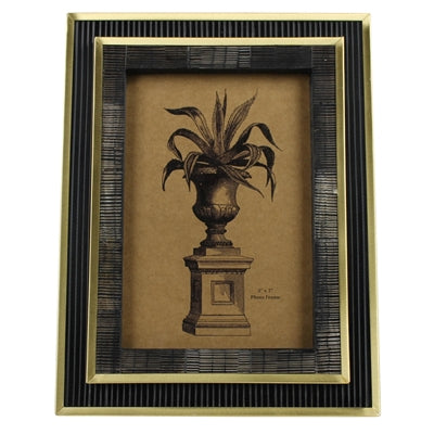 Chiseled Horn Frame, Black & Brass 5x7