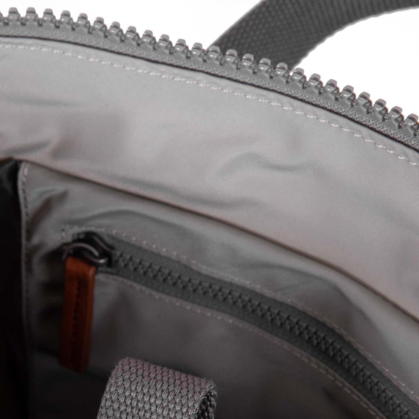 Bantry MD Backpack in Mist Nylon
