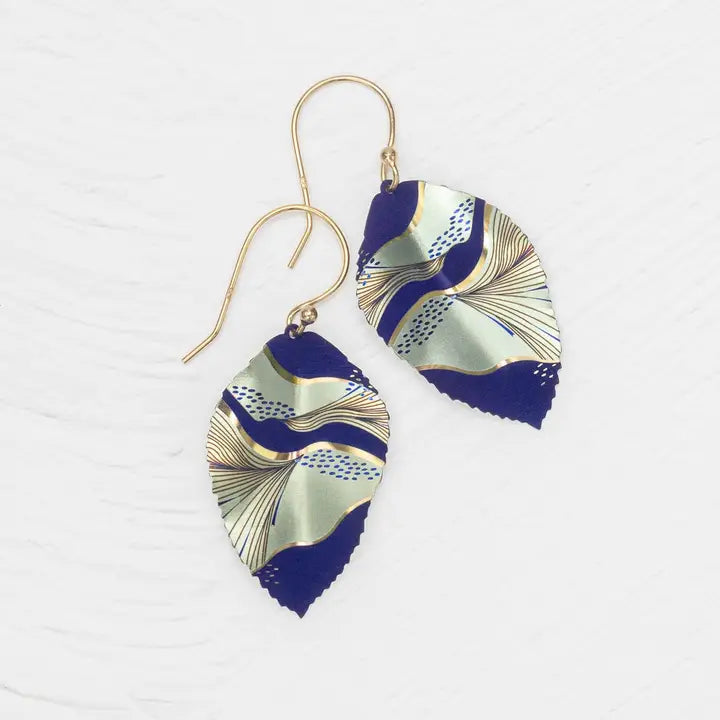 Wavy Leaf Earring