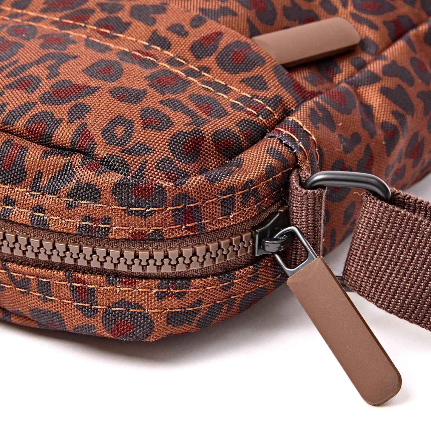 Bond Crossbody in Mini Leopard Canvas