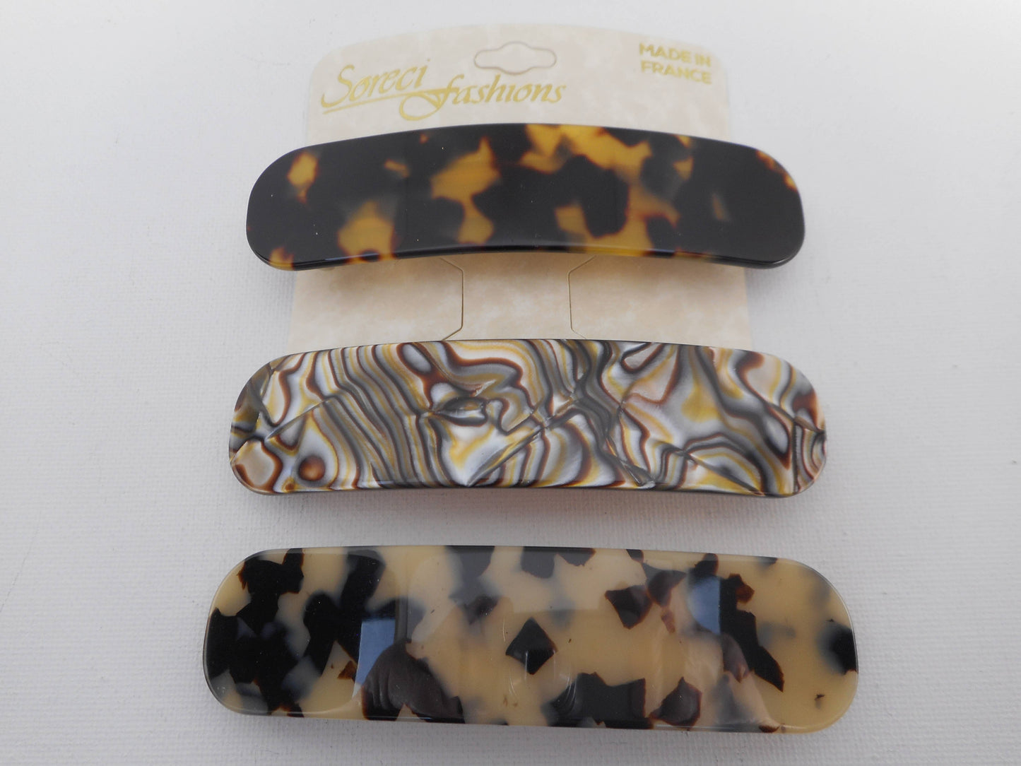 Wide long barrette