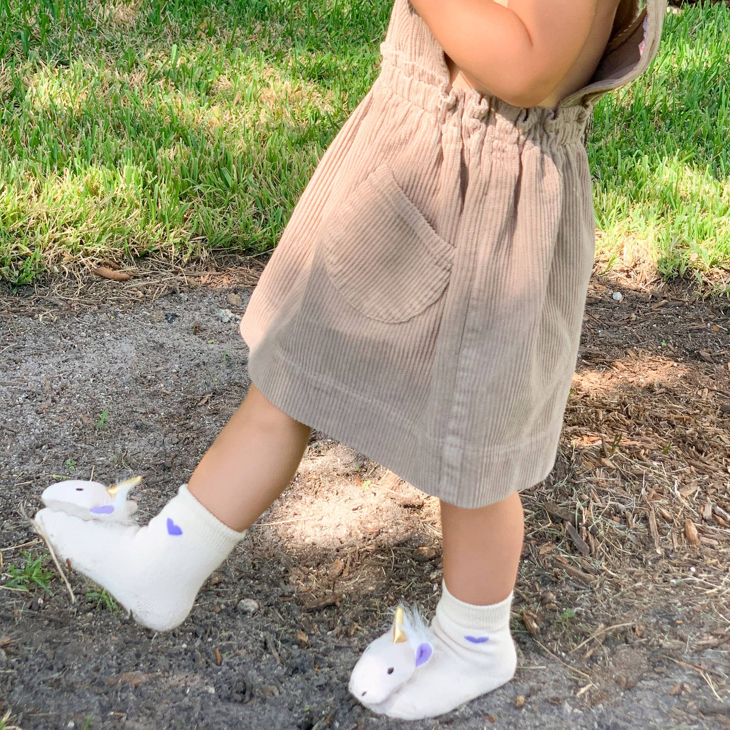 Golden Unicorn Boogie Toes Rattle Socks
