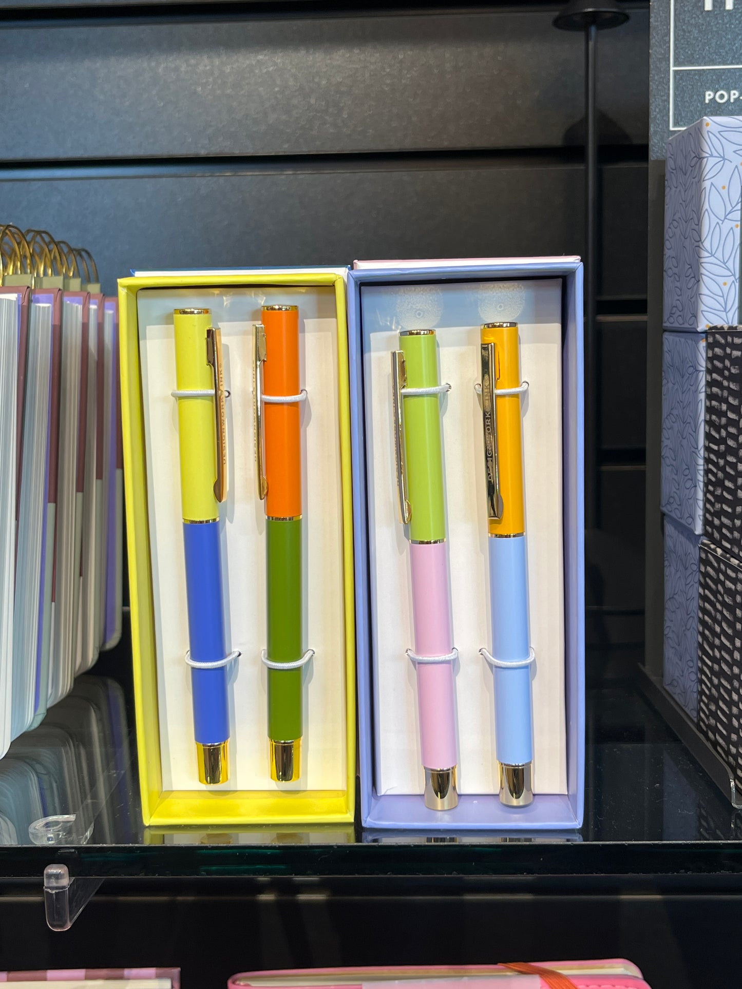 2 Set of Pens Colorblock