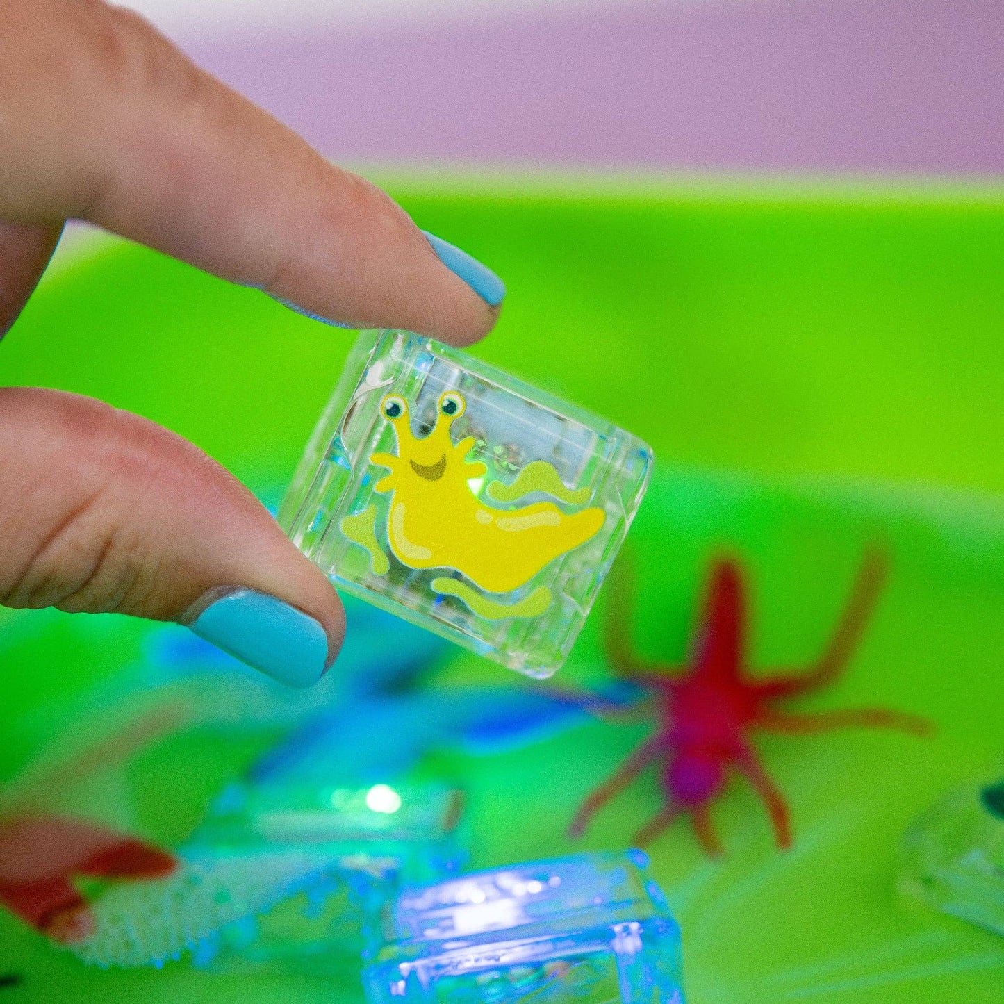 Glo Pals: 6-Pack Insects Gift Set