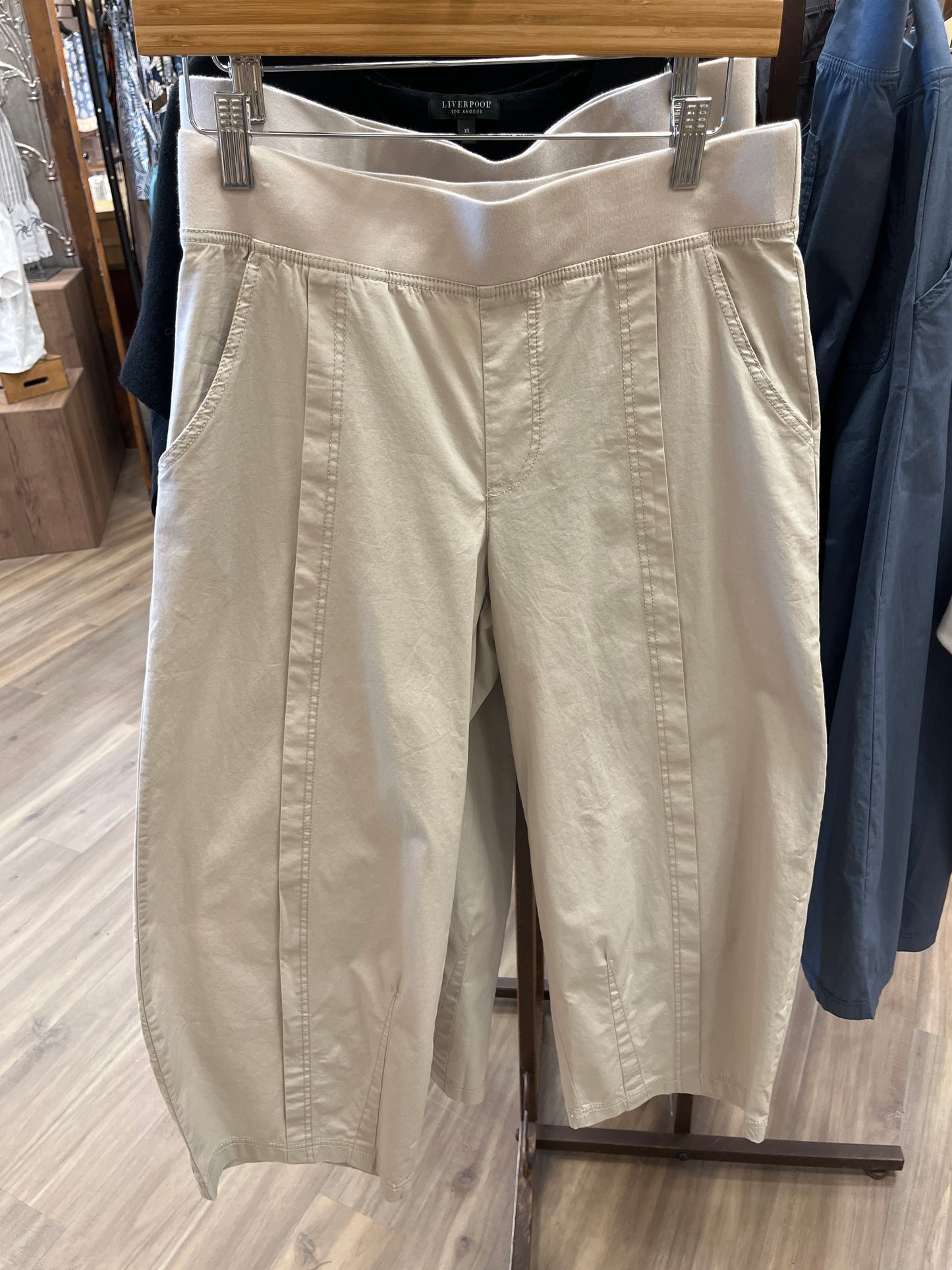 Light Weight Barrel Pants