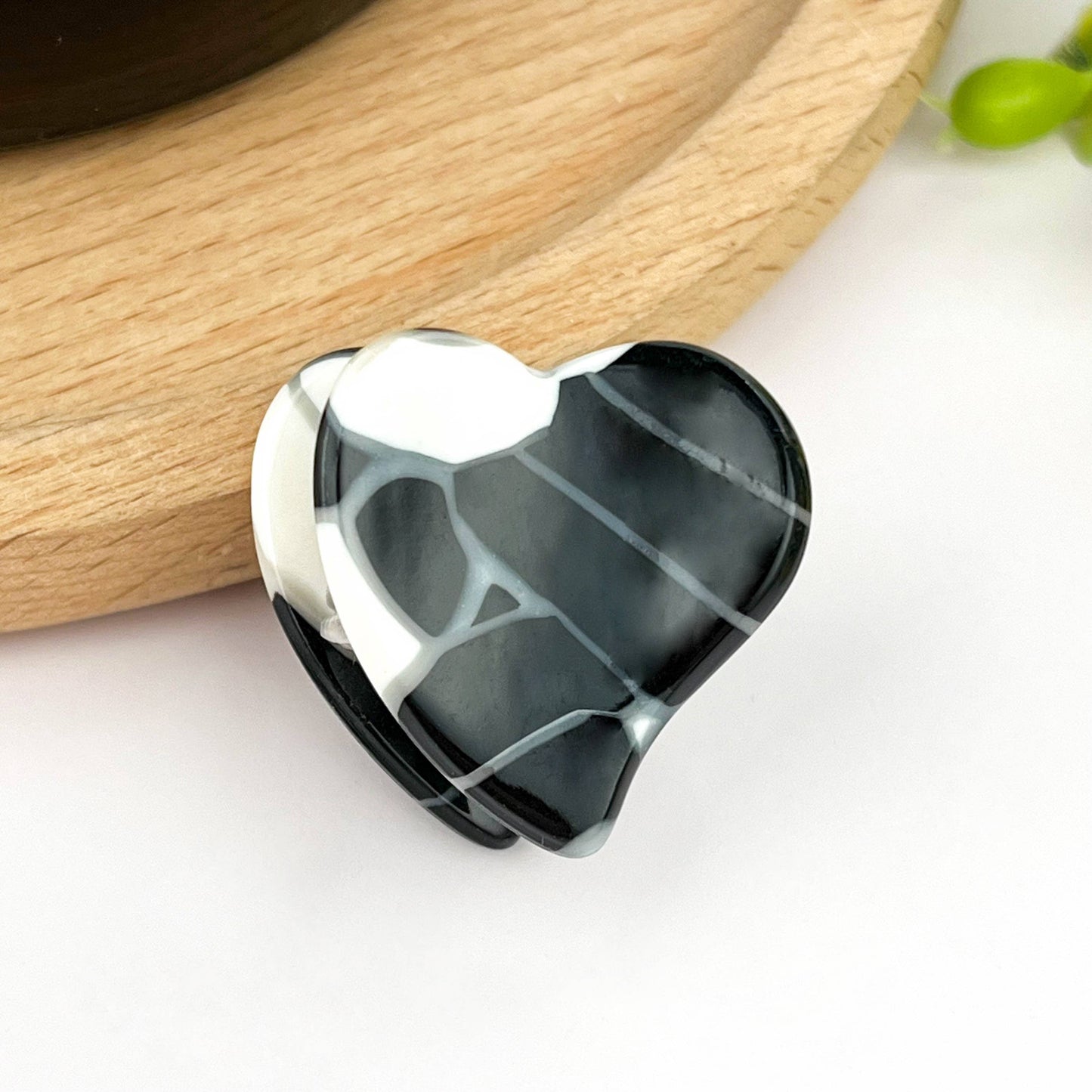 Cute Mini Heart Acetate Claw Clip, Valentine's Day Hair Clip