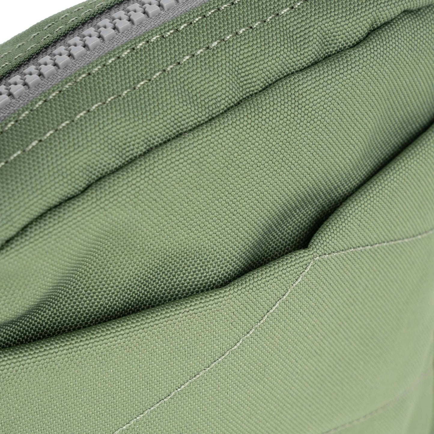 Bond Crossbody Bag in Granite Canvas