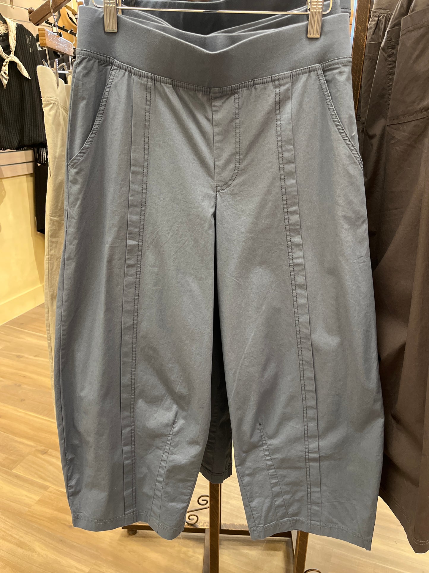 Light Weight Barrel Pants