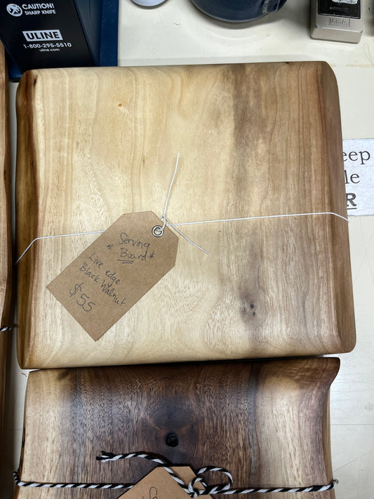 Serv. Board Sm. Trad. Blk Walnut