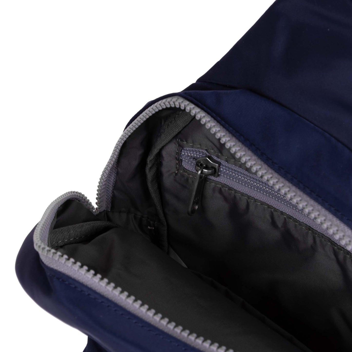 Willesden Sling Bag in Midnight Nylon