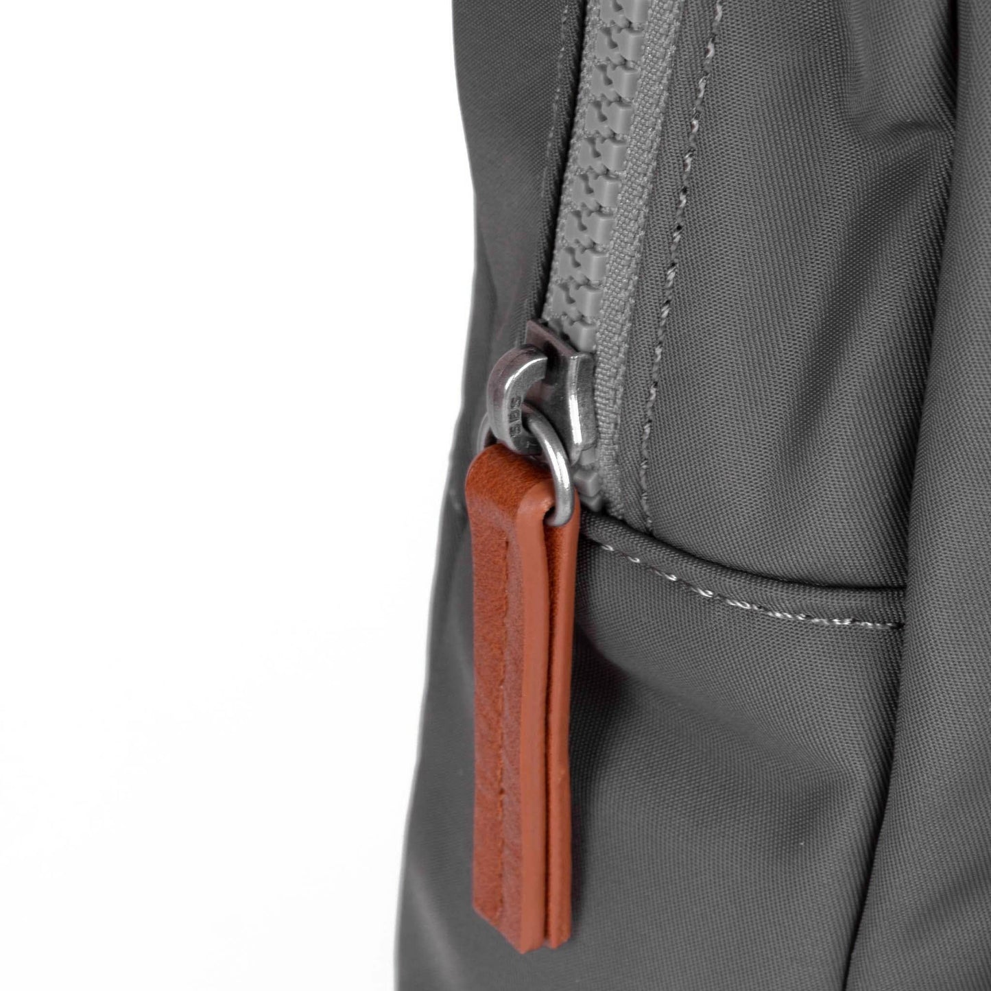 Willesden Sling Bag in Graphite Nylon