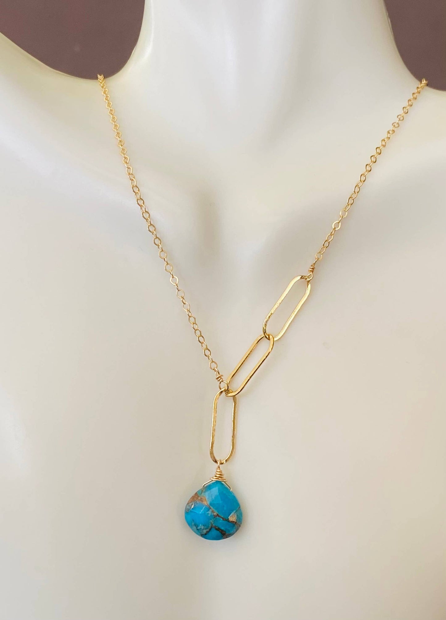 Asymmetrical Paperclip Links Pendant/Charm Necklace
