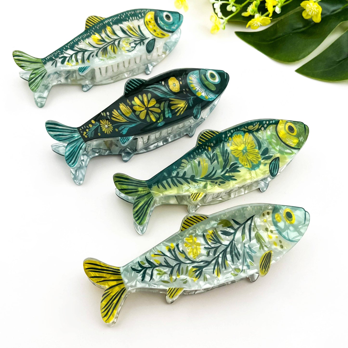Green Sardine Hair Claw Clip with Seaweed Detail
