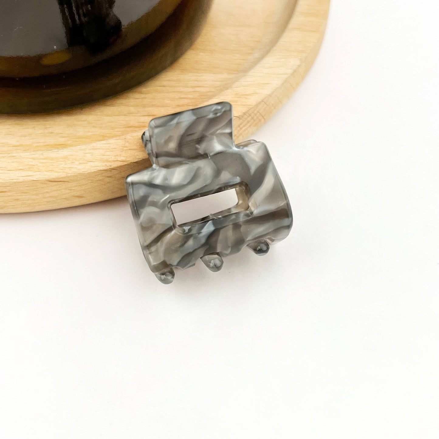 0.98'' Acetate Colorful Striped Mini Hair Claw Clip
