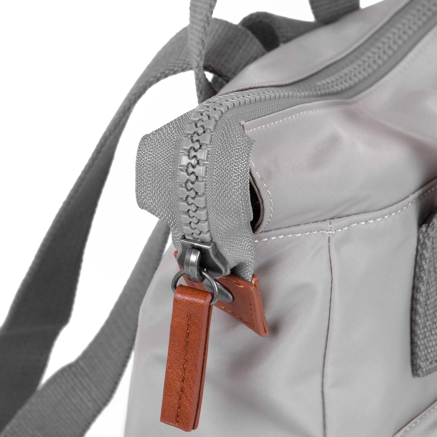 Bantry MD Backpack in Mist Nylon