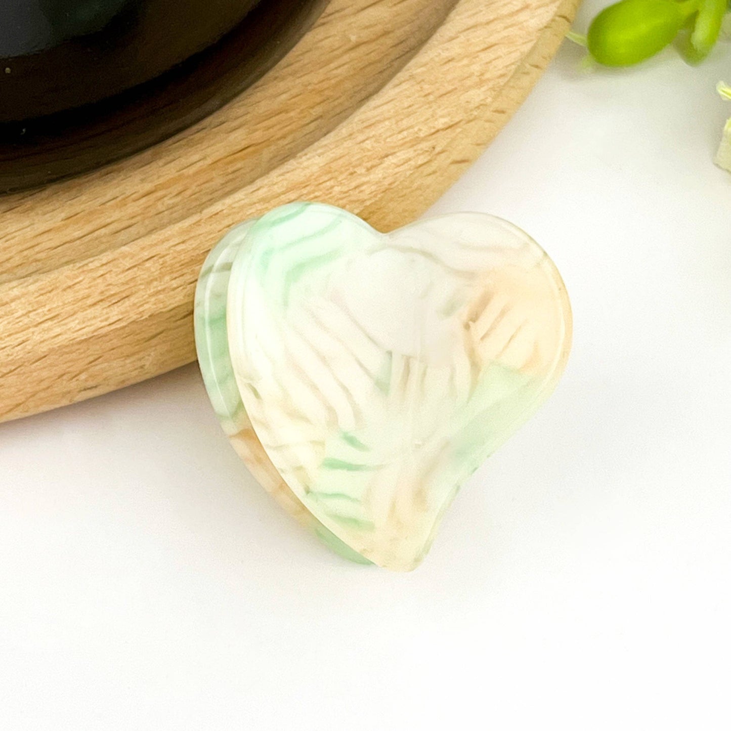 Cute Mini Heart Acetate Claw Clip, Valentine's Day Hair Clip