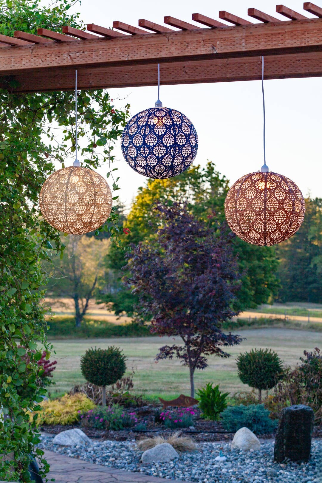 Stella Nova Outdoor Pendent Light - Dewdrop 18" Copper