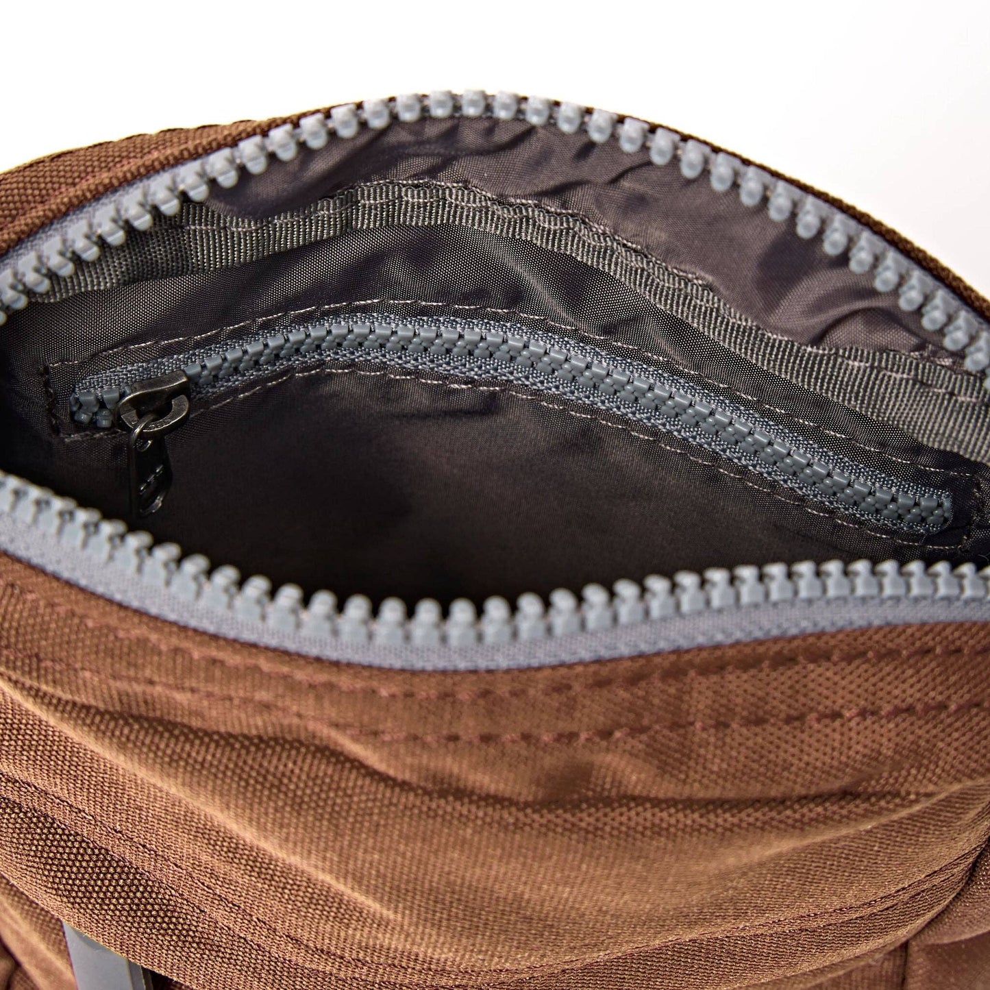 Bond Crossbody in Cinnamon Canvas